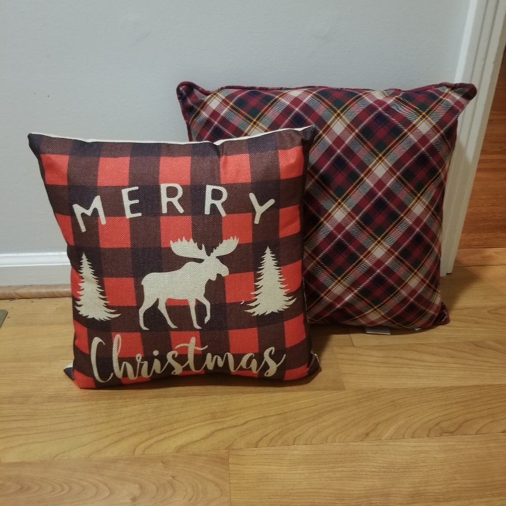 New Plaid Holiday Throw Pillow Set - Red and Black